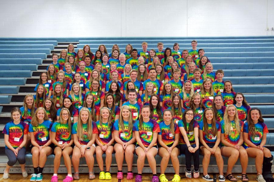 Link Crew helps freshmen