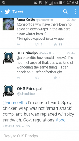 Junior Anna Keltto and @ohsoffice tweeting about spicy chicken wraps