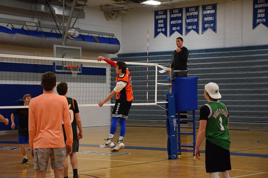 Snow Week volleyball extravaganza