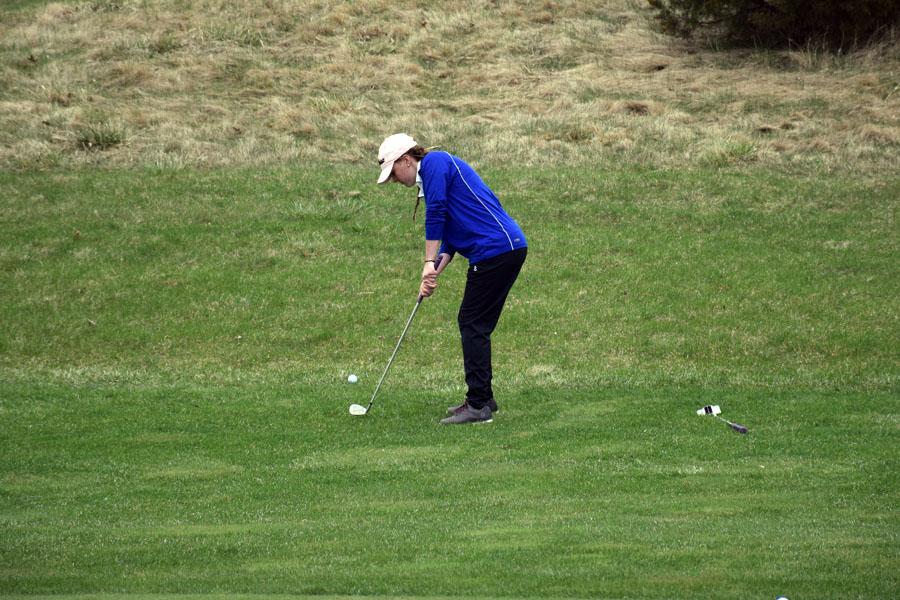 Girls golf: Swinging for success