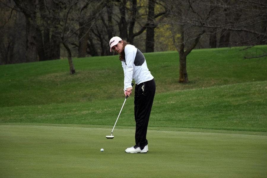 Girls golf: Swinging for success