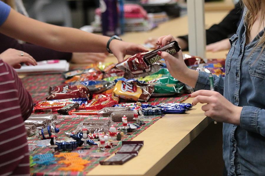 Photo Gallery: Ho Ho Bingo