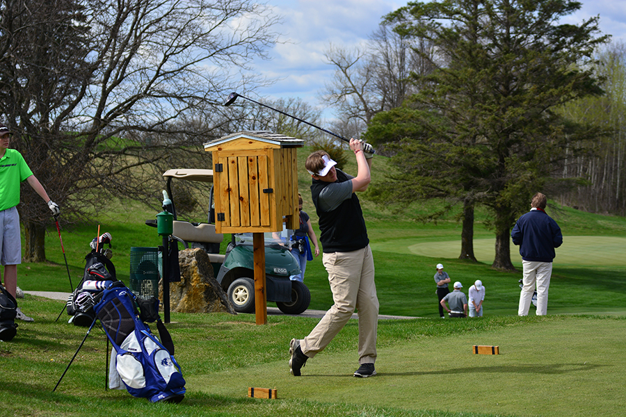 Teeing off the season