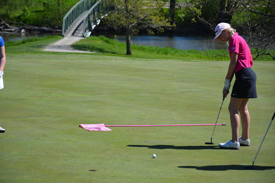 Girls golf making improvements