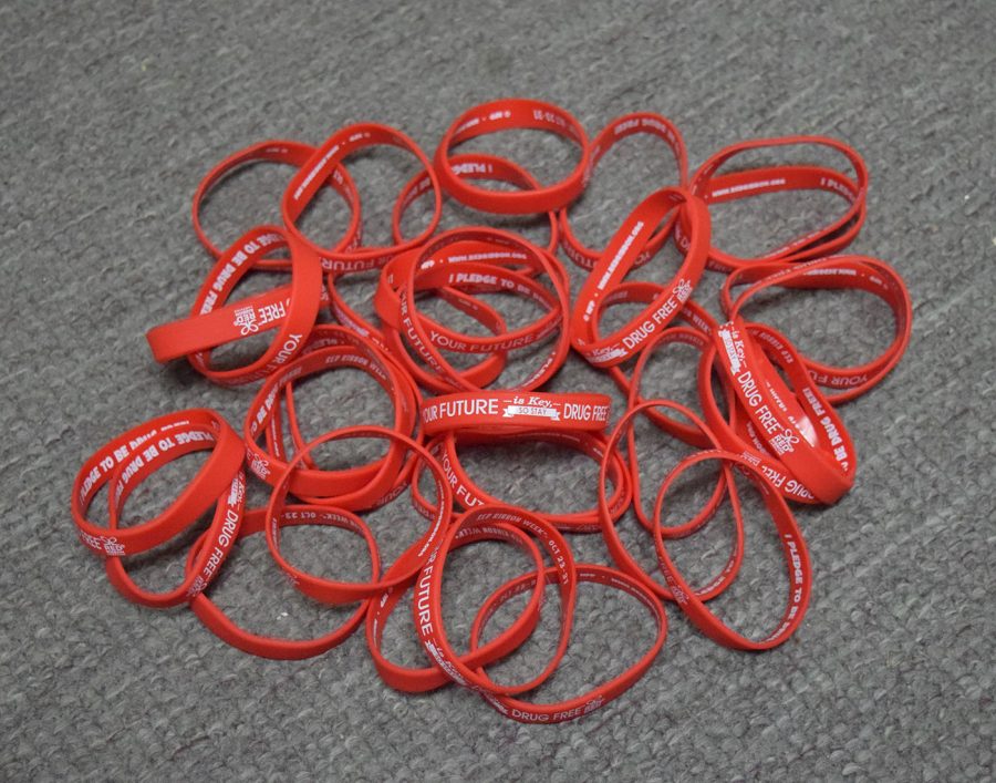 OHS students may pick up bracelets in the commons next week for Red Ribbon Week