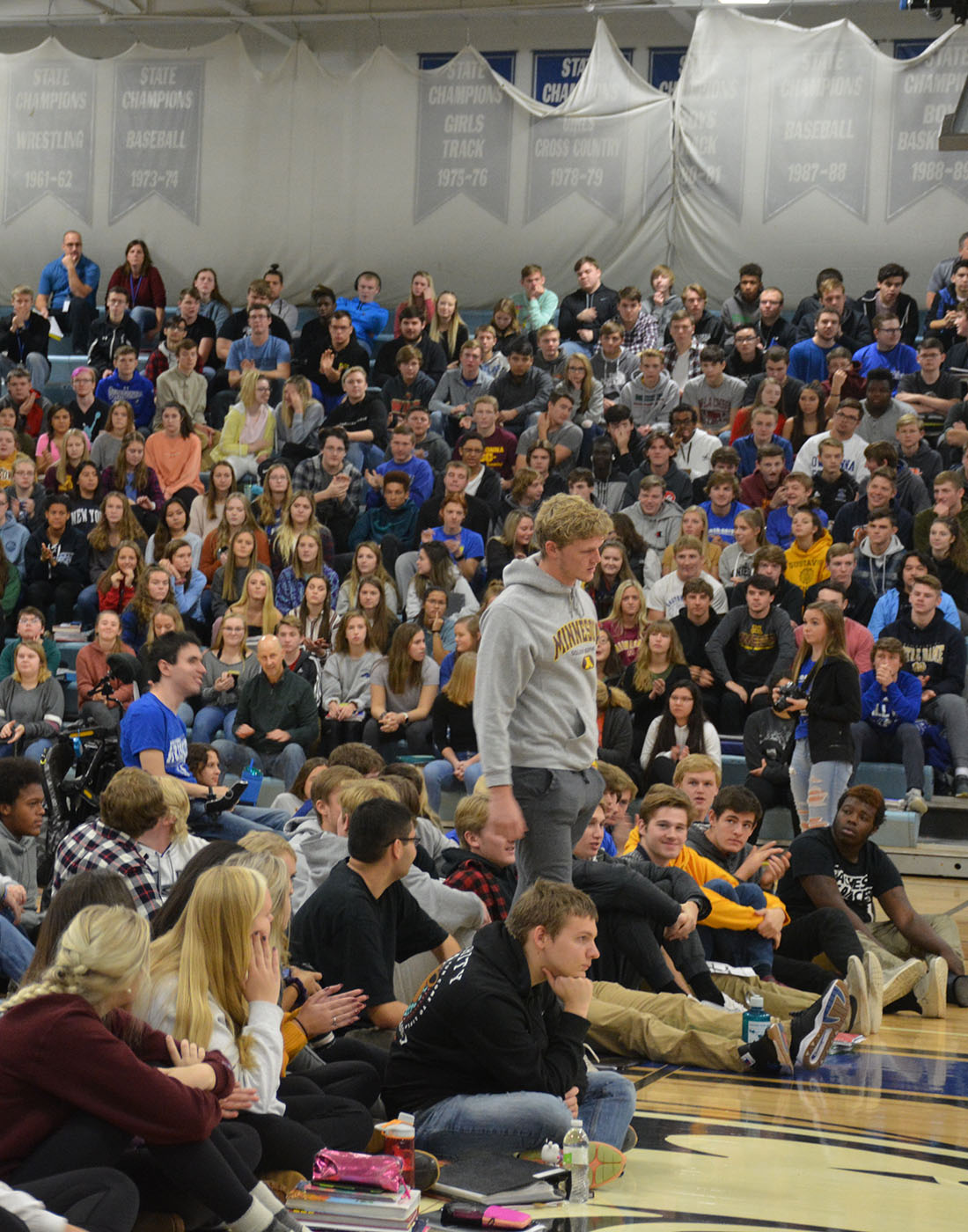 Photo gallery: Football sendoff pepfest