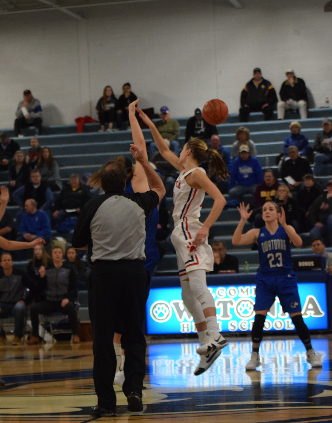 OHS Girls Basketball working it on the court