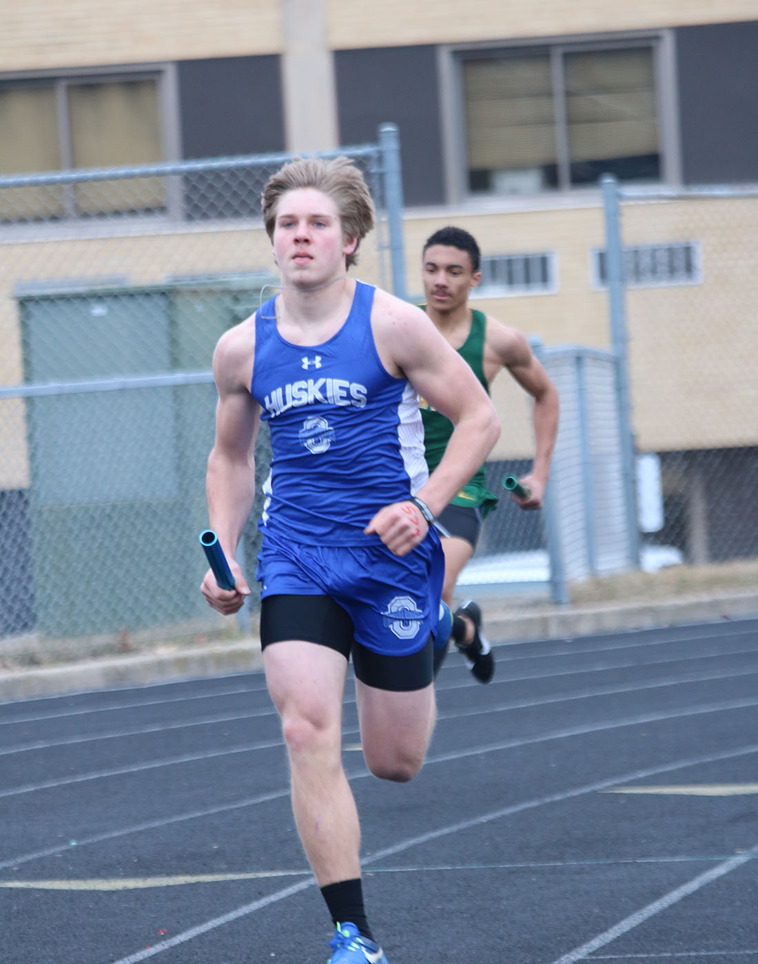 Huskies head to state