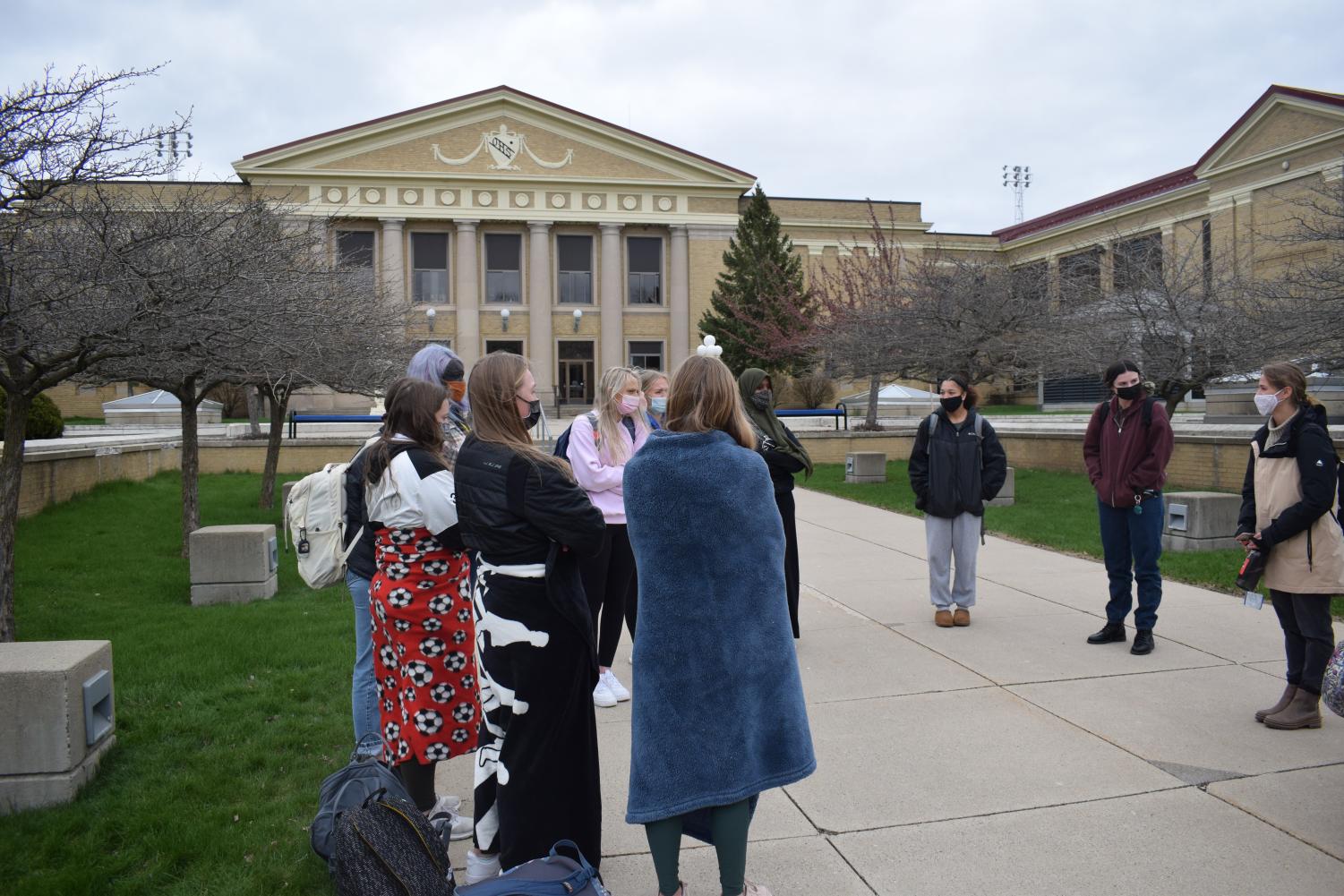 Students participate in state walk out