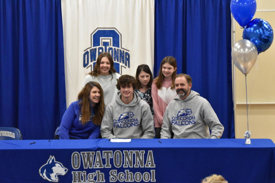 Preston Meier signed on to play lacrosse at Concordia University- Wisconsin