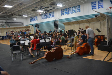 OHS music ensembles prepare for Pops Concert.