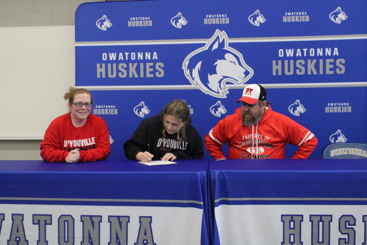 OHS+Senior+Maddie+McGinn+signs+her+letter+of+intent+with+Dyouville+University+to+play+Division+II+lacrosse.