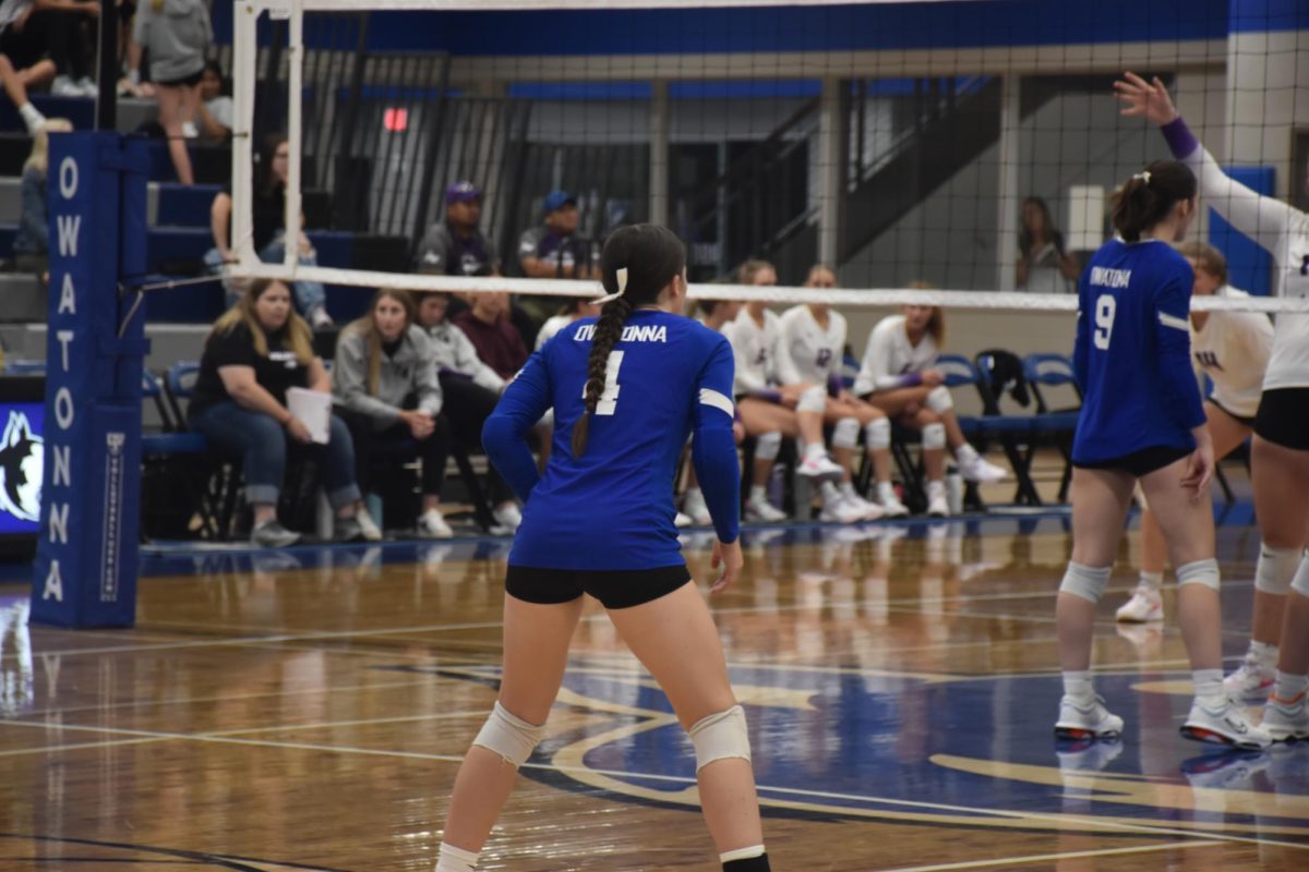 Senior Carley Dewitz prepares for play. 