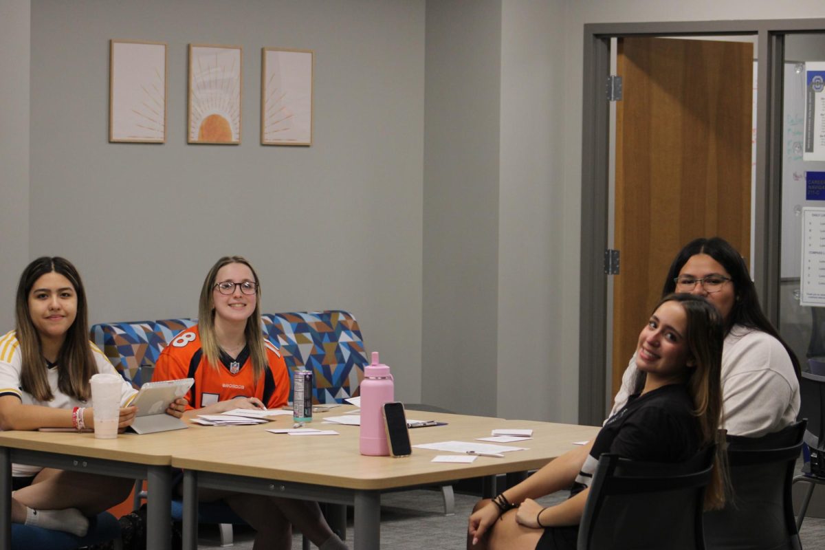 Jocelyn Anselmo, Genesis Silva, Rosalina Sanchez-Lemus, and Sophia Guerrero smiles at the camera. 