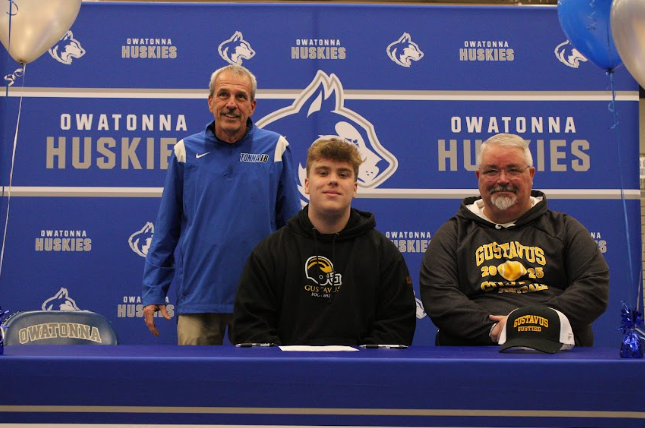 OHS seniors end their high school football career and commit to the next level