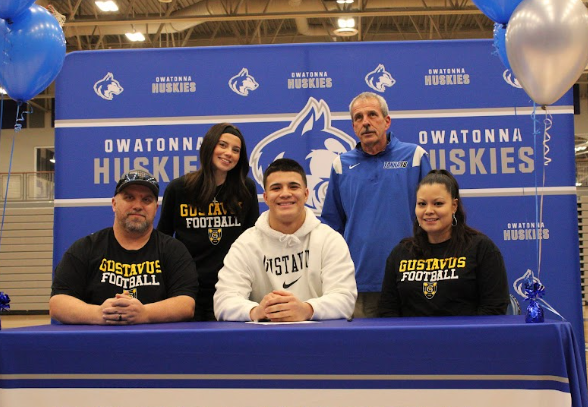 OHS seniors end their high school football career and commit to the next level