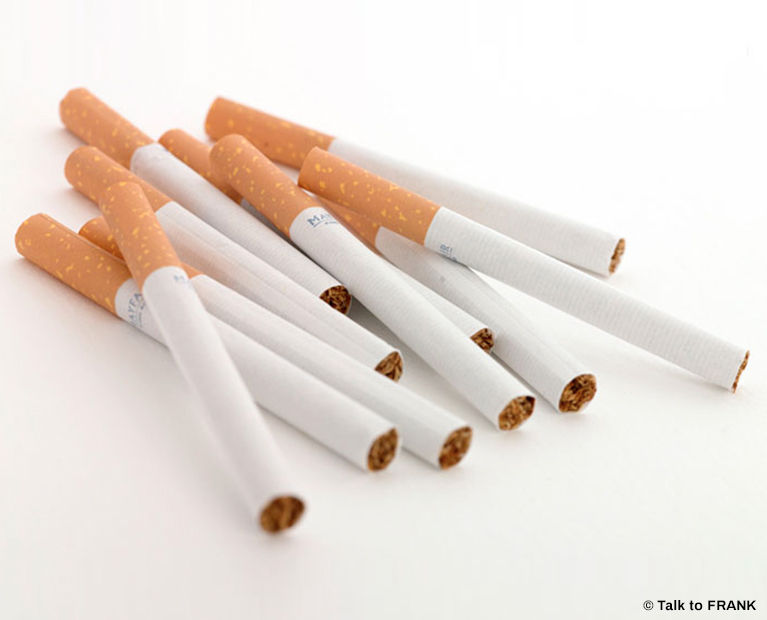 A photo showing cigerattes bundled up together. (Source: https://talktofrank.com/drug/tobacco)
